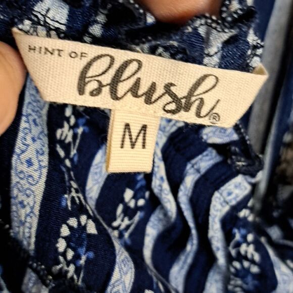 Hint of Blush romper size medium - Picture 5 of 5